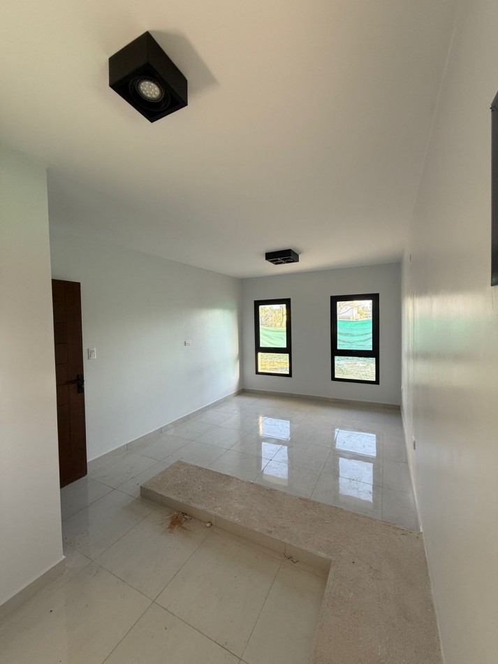 CASA A ESTRENAR EN BARRIO PRIVADO DIVISADERO