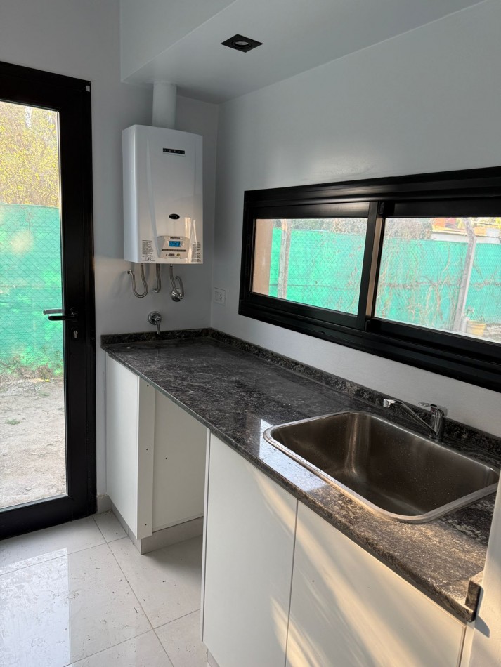 CASA A ESTRENAR EN BARRIO PRIVADO DIVISADERO