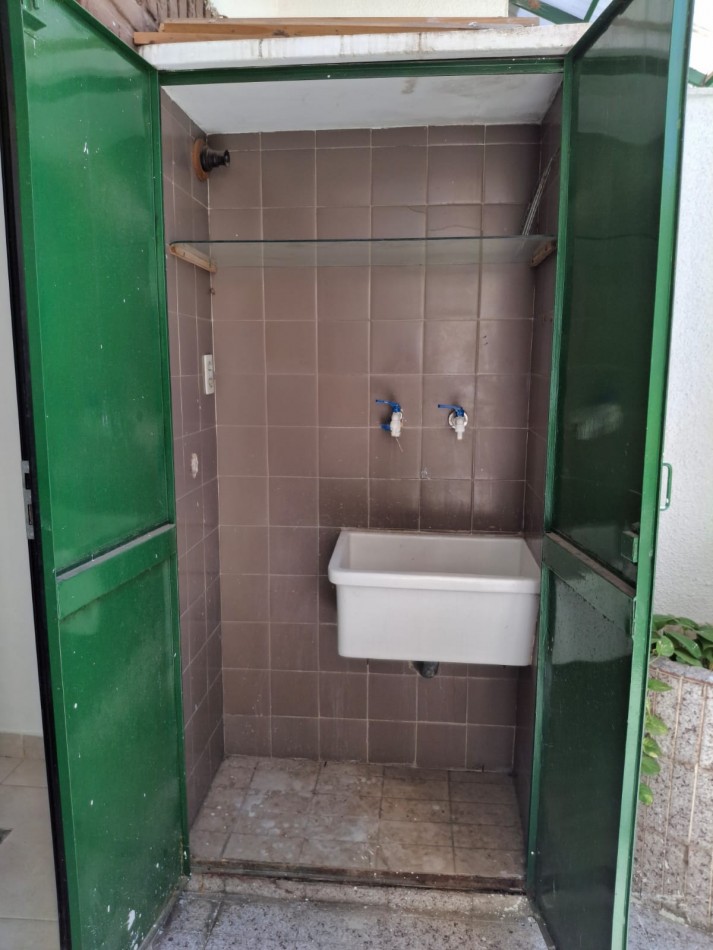 DEPTO 2 DORM CON PATIO EN ZONA CENTRICA