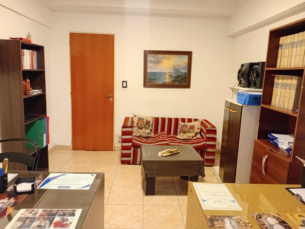 DEPTO/ OFICINA EN BARRIO SUR