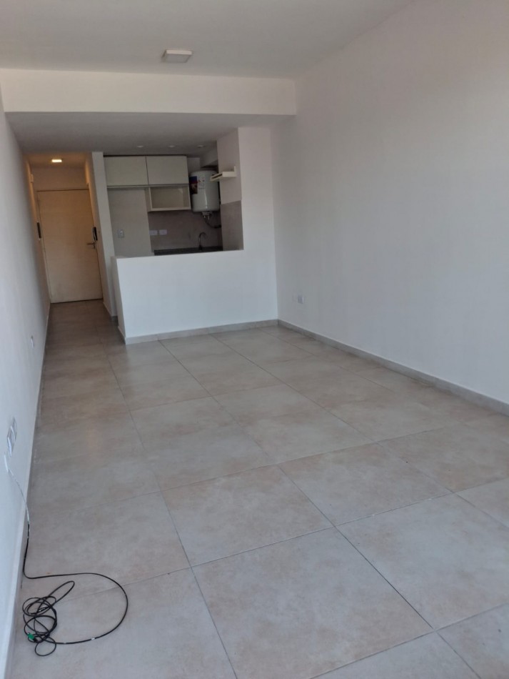 MONOAMBIENTE EN VENTA EN BARRIO SUR