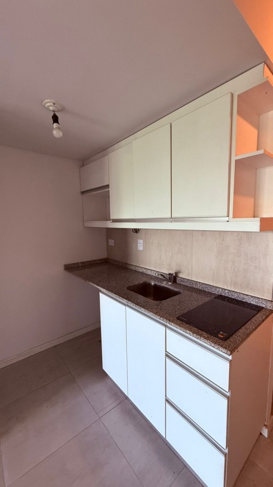 MONOAMBIENTE EN ALQUILER