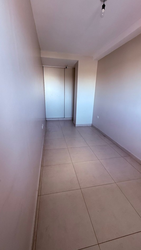 SEMIPISO 2 DORM + COCHERA EN VENTA EN BARRIO SUR