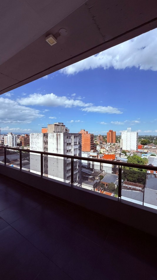 SEMIPISO 2 DORM + COCHERA EN VENTA EN BARRIO SUR