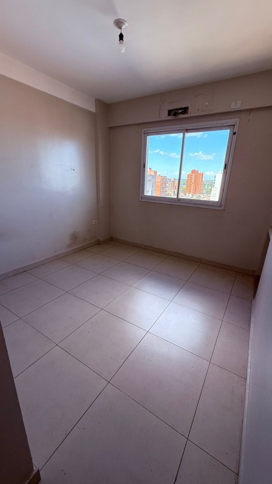SEMIPISO 2 DORM + COCHERA EN VENTA EN BARRIO SUR