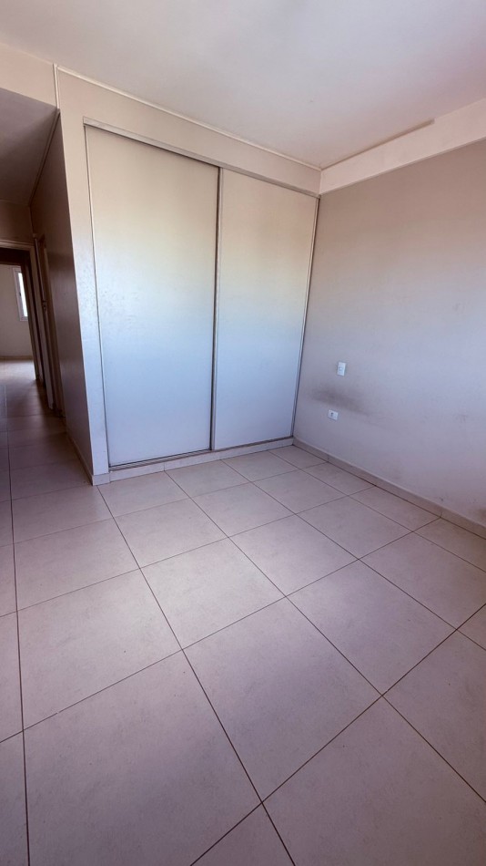 SEMIPISO 2 DORM + COCHERA EN VENTA EN BARRIO SUR