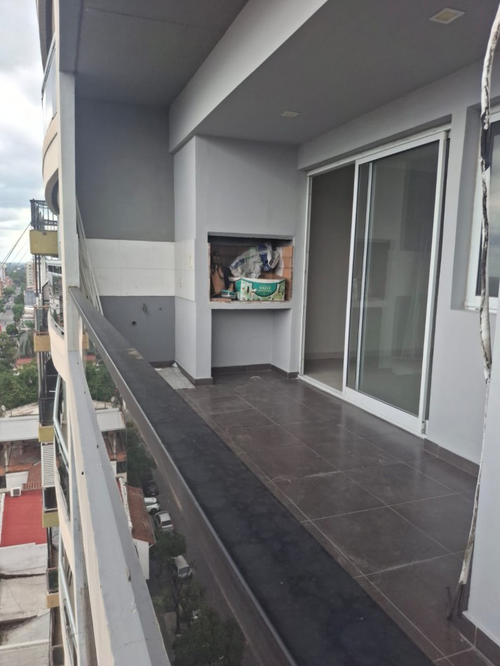 SEMIPISO 2 DORM + COCHERA EN VENTA EN BARRIO SUR