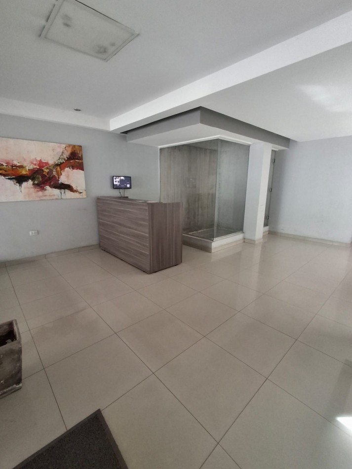 SEMIPISO 2 DORM + COCHERA EN VENTA EN BARRIO SUR