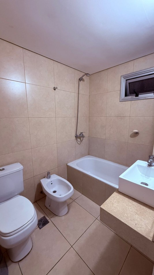 MONOAMBIENTE EN VENTA EN BARRIO NORTE