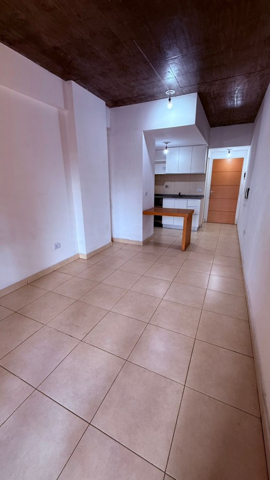 MONOAMBIENTE EN VENTA EN BARRIO NORTE