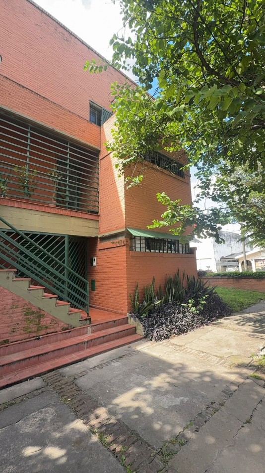 DEPARTAMENTO EN AV. BELGRANO 