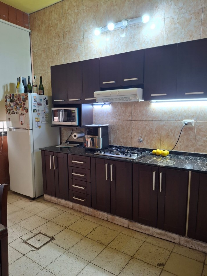 CASA EN CALLE LAS PIEDRAS AL 2300