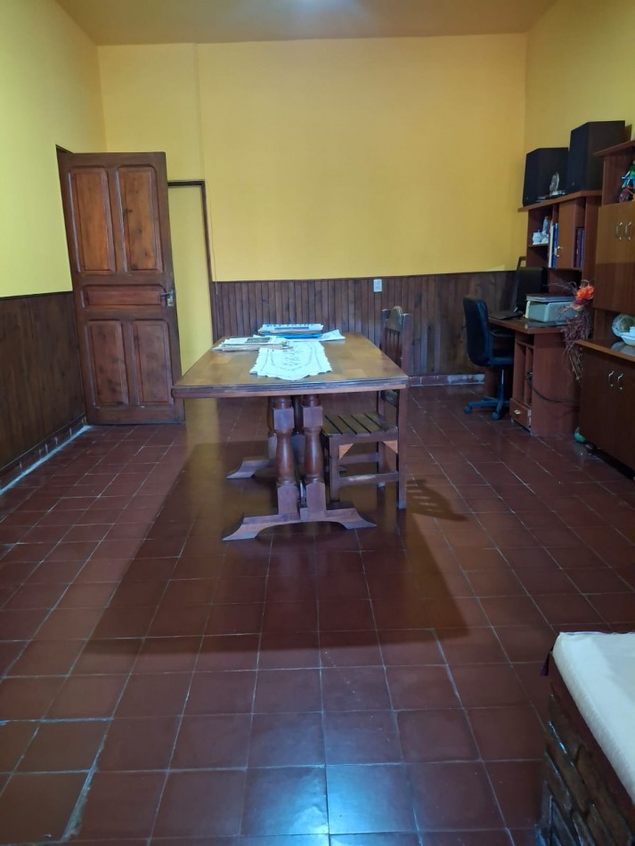 CASA EN CALLE LAS PIEDRAS AL 2300