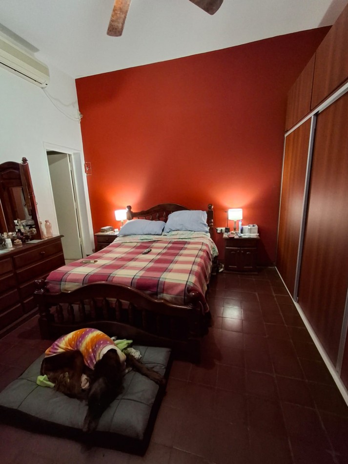 CASA EN CALLE LAS PIEDRAS AL 2300