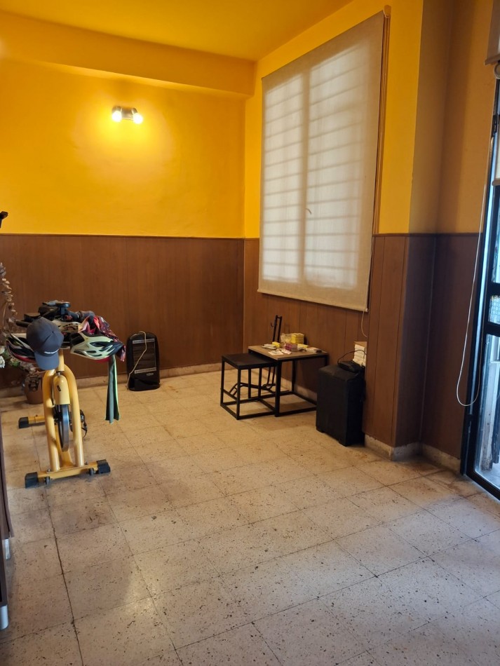 CASA EN CALLE LAS PIEDRAS AL 2300