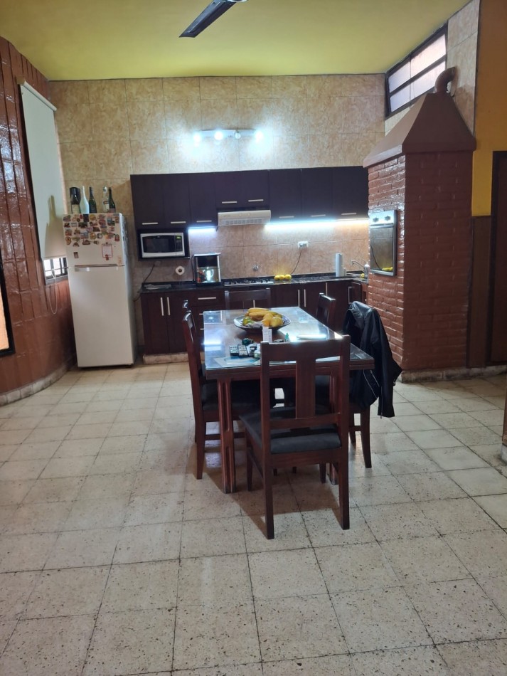 CASA EN CALLE LAS PIEDRAS AL 2300