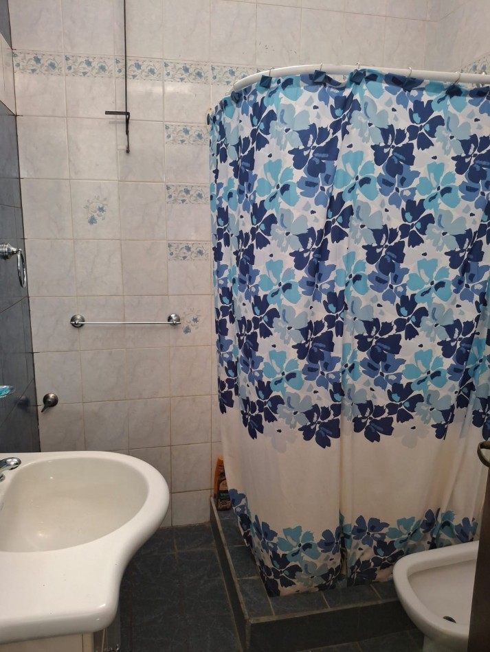 CASA EN CALLE LAS PIEDRAS AL 2300