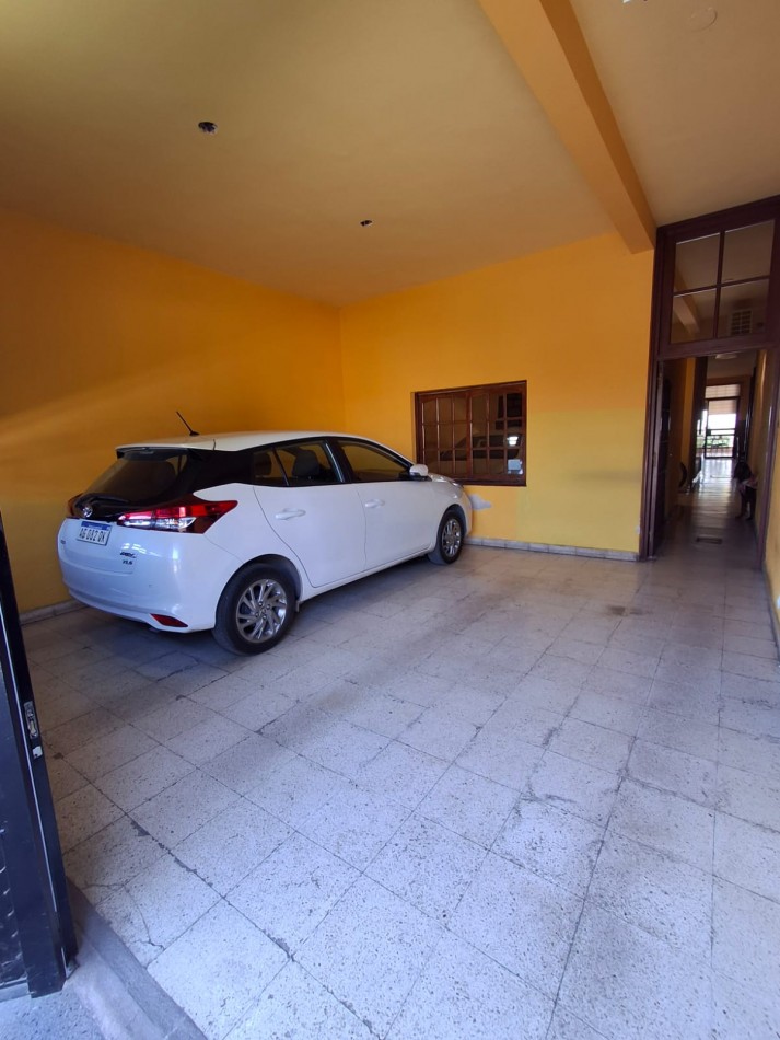 CASA EN CALLE LAS PIEDRAS AL 2300