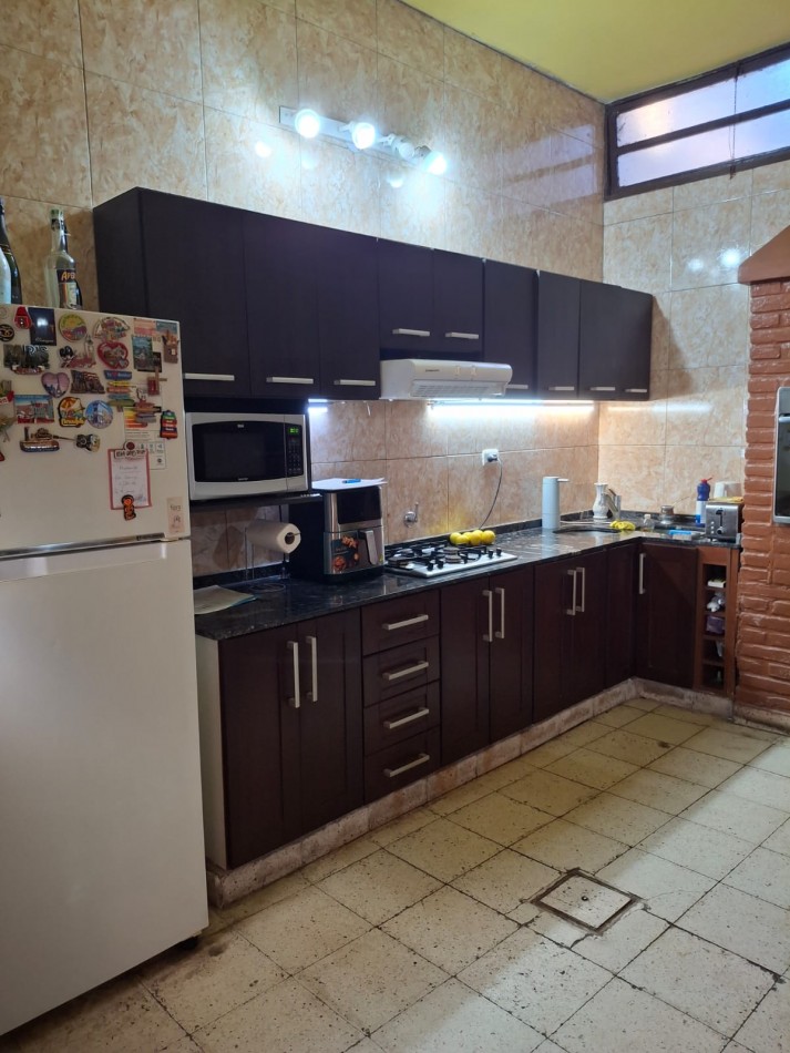 CASA EN CALLE LAS PIEDRAS AL 2300