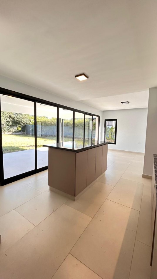 CASA 3 DORM - COUNTRY DEL PILAR - YERBA BUENA