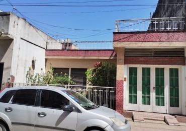 CASA A RECICLAR EN VENTA- IDEAL INVERSORES